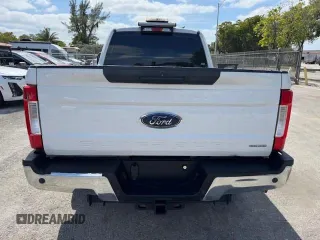 2019 Ford F-250 XL с VIN 1FT7X2A60KEC91808, выставлен на аукционе Copart как лот 62036905 с пробегом 101 633 миль миль и На запчасти • Non repairable. История ставок и продаж доступна на DreamBid. Изображение 6.