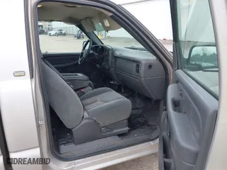 2005 Chevrolet Silverado 1500 Work Truck with VIN 1GCEC14V05Z206480, listed as a IAAI auction lot 41741249 with 184,568 mi miles. Bid and sale history available at carsss.com. Image 5.