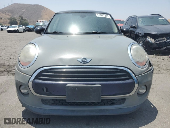 2016 MINI Hardtop with VIN WMWXP5C56G2D15172, listed as a Copart auction lot 59997205 with 166,270 mi miles and Clean title. Bid and sale history available at DreamBid. Image 5.