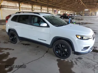 2020 Jeep Cherokee Latitude Plus with VIN 1C4PJMLB1LD574829, listed as a Copart auction lot 53300895 with 76,470 mi miles and Salvage Title. Bid and sale history available at DreamBid. Image 4.