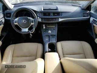 2013 Lexus CT 200h z VIN JTHKD5BH7D2125213, wystawiony jako Copart lot #49122645 z przebiegiem 166 743 mil mil oraz Szkody całkowita. Historia ofert i sprzedaży dostępna na DreamBid. Obrazek 8.