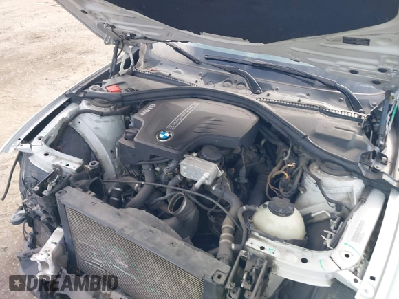 2014 BMW 3 Series 328i xDrive with VIN WBA3B3C58EJ980379, listed as a IAAI auction lot 41678676 with 183,278 mi miles. Bid and sale history available at carsss.com. Image 10.