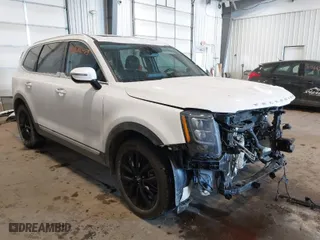 2022 Kia Telluride SX with VIN 5XYP5DHC6NG259616, listed as a IAAI auction lot 41528455 with 55,930 mi miles. Bid and sale history available at carsss.com. Image 1.