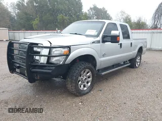 2016 Ford F-250 Lariat z VIN 1FT7W2BT7GEA48687, wystawiony jako IAAI lot #41023657 z przebiegiem 130 443 mil mil oraz . Historia ofert i sprzedaży dostępna na DreamBid. Obrazek 2.