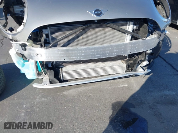2019 MINI Hardtop 4 Door Cooper with VIN WMWXU1C59K2L24715, listed as a IAAI auction lot 41398540 with 6,052 mi miles and . Bid and sale history available at DreamBid. Image 22.