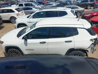 2018 Jeep Compass Sport с VIN 3C4NJCABXJT123085, выставлен на аукционе IAAI как лот 42321682 с пробегом 96 813 миль миль и . История ставок и продаж доступна на DreamBid. Изображение 14.