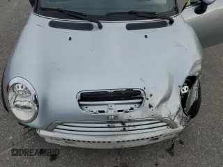 2005 MINI Convertible S with VIN WMWRH33575TK56034, listed as a Copart auction lot 88043565 with 33,410 mi miles and Salvage title. Bid and sale history available at DreamBid. Image 11.