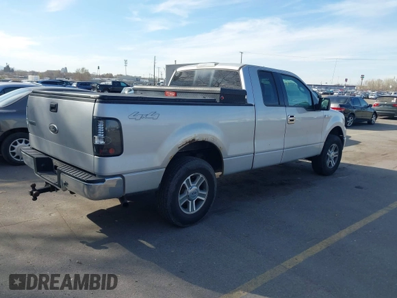 2006 Ford F-150 XLT with VIN 1FTPX14506FA09924, listed as a IAAI auction lot 41902617 with 179,444 mi miles. Bid and sale history available at carsss.com. Image 4.