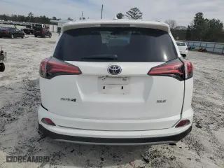 2018 Toyota RAV4 XLE with VIN 2T3WFREV8JW475121, listed as a Copart auction lot 45750735 with 68,909 mi miles and Salvage Title. Bid and sale history available at carsss.com. Image 6.