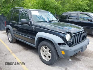 2007 Jeep Liberty Sport z VIN 1J4GL48K47W638630, wystawiony jako IAAI lot #42359834 z przebiegiem 181 539 mil mil oraz . Historia ofert i sprzedaży dostępna na DreamBid. Obrazek 1.