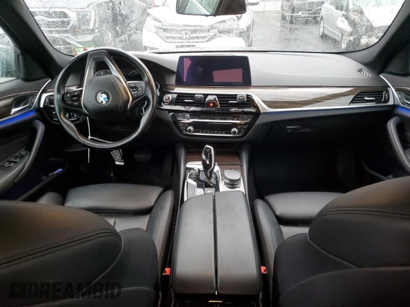 2018 BMW 5 Series 530i xDrive z VIN WBAJA7C55JWA73879, wystawiony jako Copart lot #42800575 z przebiegiem 75 401 mil mil oraz Szkoda całkowita • Salvage title. Historia ofert i sprzedaży dostępna na DreamBid. Obrazek 8.