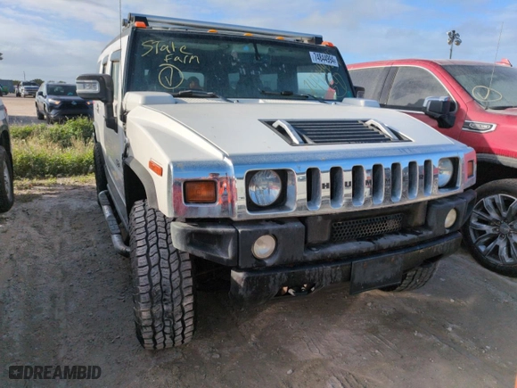 2006 Hummer H2 with VIN 5GRGN23U26H121003, listed as a Copart auction lot 74844994 with 0 mi miles and Salvage Title. Bid and sale history available at carsss.com. Image 5.