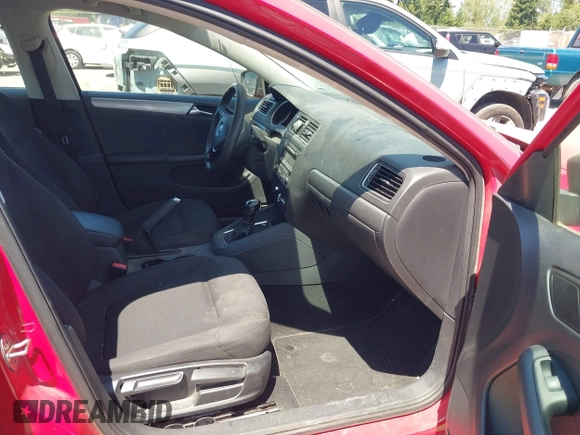 2015 Volkswagen Jetta Sport with VIN 3VWD17AJXFM283699, listed as a IAAI auction lot 42689645 with 186,258 mi miles and . Bid and sale history available at DreamBid. Image 5.