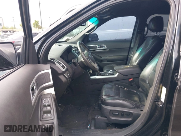 2011 Ford Explorer XLT z VIN 1FMHK7D87BGA07216, wystawiony jako IAAI lot #42754194 z przebiegiem 218 220 mil mil oraz . Historia ofert i sprzedaży dostępna na DreamBid. Obrazek 5.