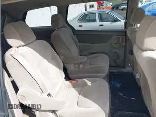 2007 Toyota Sienna CE with VIN 5TDZK23CX7S072673, listed as a IAAI auction lot 41904733 with 188,680 mi miles and . Bid and sale history available at DreamBid. Image 8.