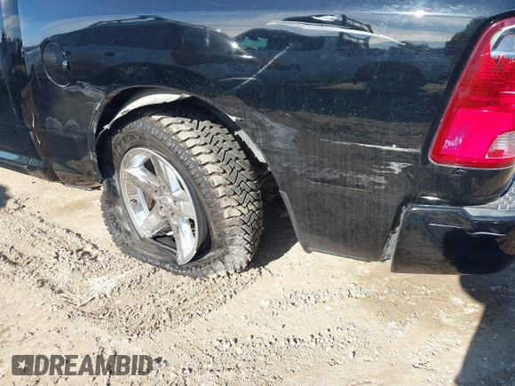 2014 Ram 1500 Express with VIN 1C6RR7KT4ES232374, listed as a IAAI auction lot 41232694 with 187,608 mi miles. Bid and sale history available at carsss.com. Image 6.