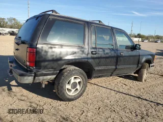 1993 Ford Explorer Eddie Bauer z VIN 1FMDU34X6PUA93264, wystawiony jako Copart lot #82560544 z przebiegiem 21 822 mil mil oraz Szkoda całkowita • Salvage title. Historia ofert i sprzedaży dostępna na DreamBid. Obrazek 3.