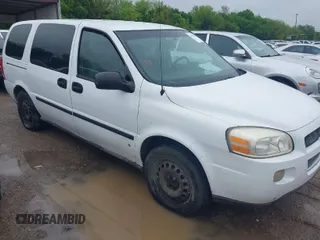2007 Chevrolet Uplander LS Fleet with VIN 1GNDV23W27D187878, listed as a IAAI auction lot 41907218 with 215,697 mi miles. Bid and sale history available at carsss.com. Image 1.