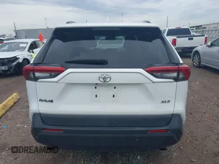 2020 Toyota RAV4 XLE with VIN 2T3W1RFV3LW100110, listed as a IAAI auction lot 42423963 with 29,066 mi miles and . Bid and sale history available at DreamBid. Image 16.