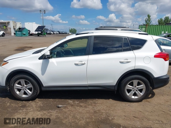 2013 Toyota RAV4 XLE with VIN JTMRFREV4D5000543, listed as a IAAI auction lot 42703469 with 231,337 mi miles and . Bid and sale history available at DreamBid. Image 14.