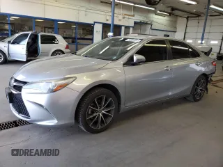 2015 Toyota Camry XLE z VIN 4T1BF1FK3FU954678, wystawiony jako Copart lot #58091815 z przebiegiem 90 639 mil mil oraz Szkoda całkowita • Salvage title. Historia ofert i sprzedaży dostępna na DreamBid. Obrazek 1.