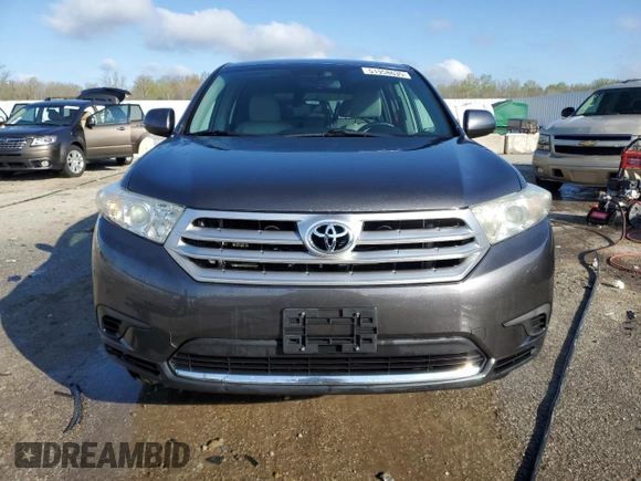 2013 Toyota Highlander with VIN 5TDZA3EH5DS032885, listed as a Copart auction lot 51958635 with 220,789 mi miles and Non Repairable. Bid and sale history available at DreamBid. Image 5.