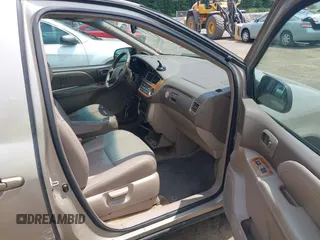 2001 Toyota Sienna LE with VIN 4T3ZF13C01U325889, listed as a IAAI auction lot 42795570 with 211,585 mi miles and . Bid and sale history available at DreamBid. Image 5.