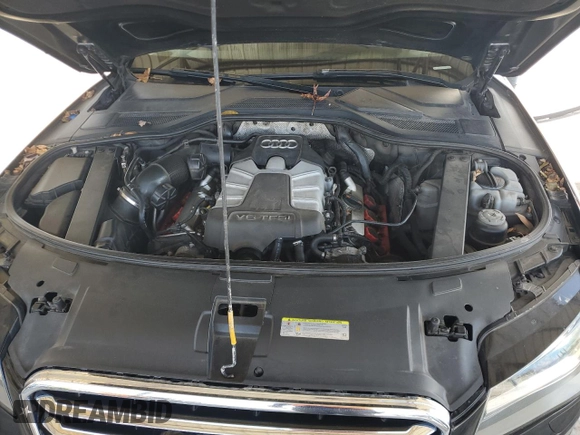 2013 Audi A8 3.0L z VIN WAUAGAFD9DN005655, wystawiony jako Copart lot #82819524 z przebiegiem 159 545 mil mil oraz Szkoda całkowita • Salvage title. Historia ofert i sprzedaży dostępna na DreamBid. Obrazek 13.