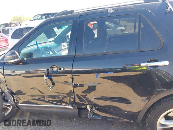 2015 Ford Explorer Limited z VIN 1FM5K8F89FGC02648, wystawiony jako IAAI lot #42050010 z przebiegiem 116 079 mil mil oraz . Historia ofert i sprzedaży dostępna na DreamBid. Obrazek 15.