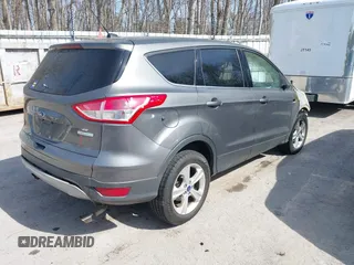 2014 Ford Escape SE with VIN 1FMCU0GX1EUB77611, listed as a IAAI auction lot 41781492 with Not Provided miles. Bid and sale history available at carsss.com. Image 4.
