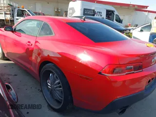 2014 Chevrolet Camaro LT z VIN 2G1FB1E37E9269938, wystawiony jako IAAI lot #42338444 z przebiegiem 181 333 mil mil oraz . Historia ofert i sprzedaży dostępna na DreamBid. Obrazek 14.