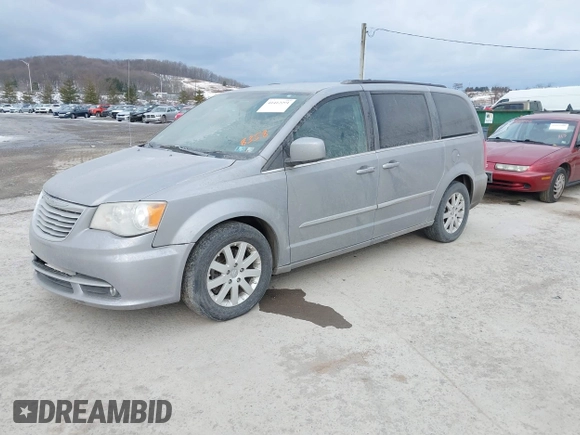 2014 Chrysler Town & Country Touring z VIN 2C4RC1BG8ER218358, wystawiony jako IAAI lot #41412291 z przebiegiem 142 403 mil mil oraz . Historia ofert i sprzedaży dostępna na DreamBid. Obrazek 2.