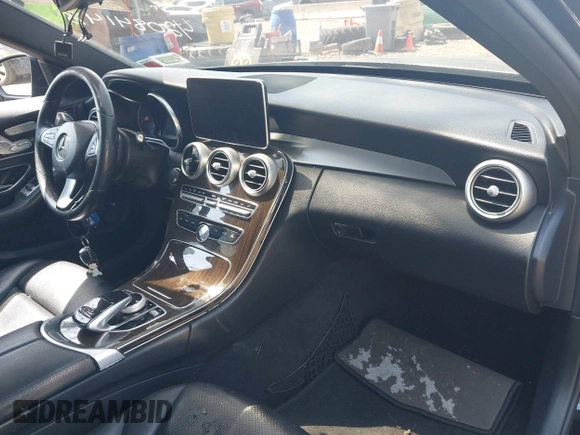 2018 Mercedes-Benz C 300 with VIN WDDWF4KB1JR415538, listed as a IAAI auction lot 42084148 with 84,265 mi miles and . Bid and sale history available at DreamBid. Image 5.