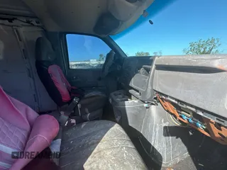 2003 GMC Savana Cargo Van with VIN 1GTHG35U431113170, listed as a Copart auction lot 78915184 with 293,807 mi miles and Clean Title. Bid and sale history available at carsss.com. Image 5.
