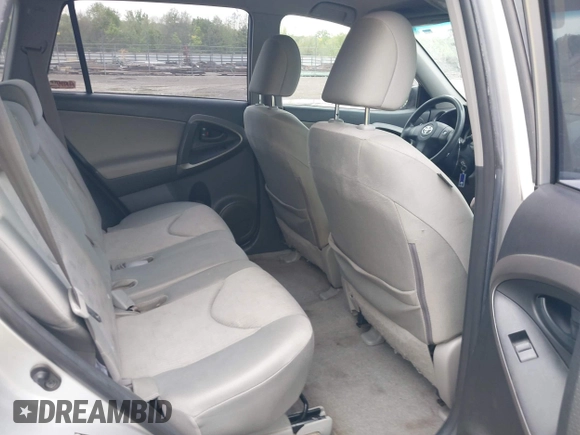 2009 Toyota RAV4 with VIN JTMZF33V29D005981, listed as a IAAI auction lot 42065591 with 241,979 mi miles. Bid and sale history available at carsss.com. Image 8.