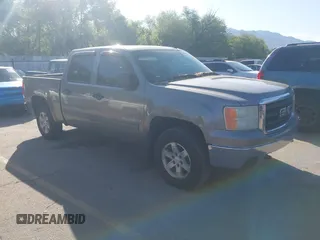 2008 GMC Sierra 1500 SLE1 z VIN 3GTEK13328G307270, wystawiony jako IAAI lot #42328427 z przebiegiem 264 286 mil mil oraz . Historia ofert i sprzedaży dostępna na DreamBid. Obrazek 1.