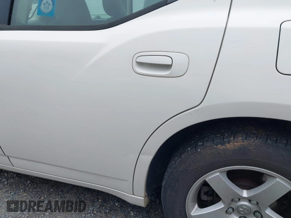 2008 Dodge Charger with VIN 2B3KA43G18H286259, listed as a IAAI auction lot 41951575 with 211,521 mi miles and . Bid and sale history available at DreamBid. Image 15.