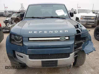 2020 Land Rover Defender HSE z VIN SALE97EU6L2016219, wystawiony jako IAAI lot #41544860 z przebiegiem 50 274 mil mil oraz . Historia ofert i sprzedaży dostępna na DreamBid. Obrazek 13.