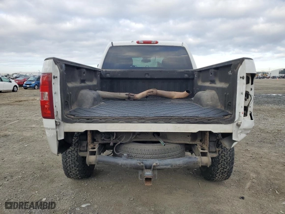 2008 Chevrolet Silverado 2500HD Work Truck with VIN 1GCHK23688F100431, listed as a Copart auction lot 41895585 with NaN miles and Salvage Title. Bid and sale history available at carsss.com. Image 6.