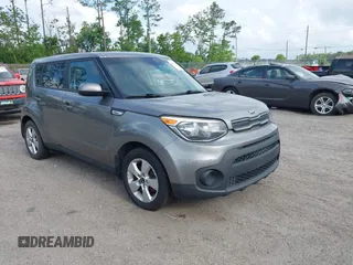 2019 Kia Soul with VIN KNDJN2A23K7673604, listed as a IAAI auction lot 42113528 with 147,474 mi miles. Bid and sale history available at carsss.com. Image 1.