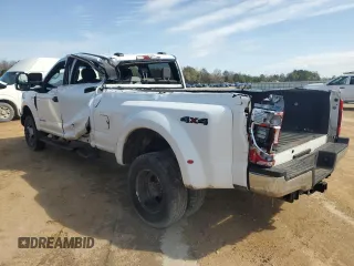 2021 Ford F-350 XL z VIN 1FT8W3DT4MED43846, wystawiony jako Copart lot #53909685 z przebiegiem 385 918 mil mil oraz Nie do naprawy • Non repairable. Historia ofert i sprzedaży dostępna na DreamBid. Obrazek 2.