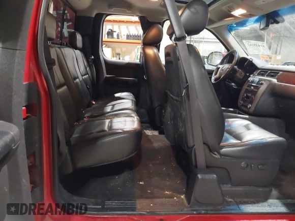 2010 GMC Sierra 1500 with VIN 1GTSKWE04AZ293560, listed as a IAAI auction lot 41435162 with 54,465 mi miles and . Bid and sale history available at DreamBid. Image 8.