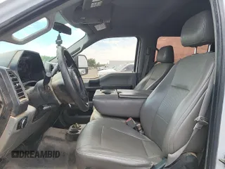 2019 Ford F-250 XL with VIN 1FT7W2B6XKEG23822, listed as a IAAI auction lot 42726903 with 178,569 mi miles and . Bid and sale history available at DreamBid. Image 5.