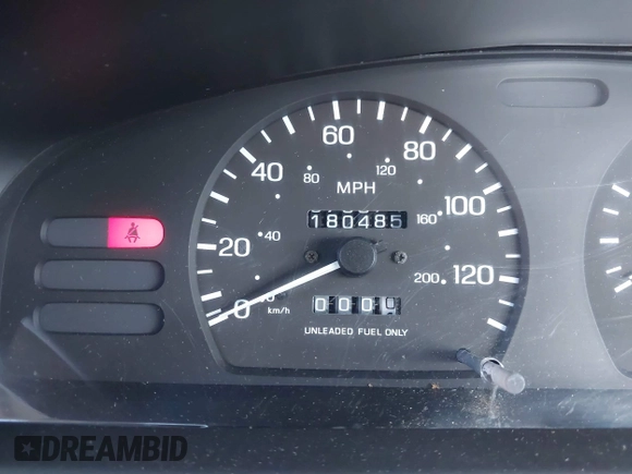 1996 Nissan Sentra XE z VIN 1N4AB41D7TC770549, wystawiony jako IAAI lot #41160561 z przebiegiem 180 485 mil mil oraz . Historia ofert i sprzedaży dostępna na DreamBid. Obrazek 15.