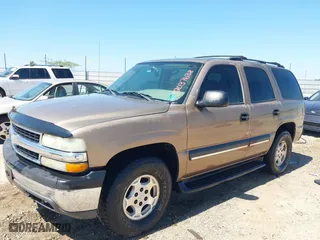 2004 Chevrolet Tahoe LT with VIN 1GNEC13Z04R118619, listed as a IAAI auction lot 42037638 with 234,472 mi miles. Bid and sale history available at carsss.com. Image 2.