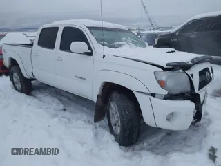 2011 Toyota Tacoma with VIN 3TMMU4FN2BM025031, listed as a IAAI auction lot 41179591 with 170,603 mi miles and . Bid and sale history available at DreamBid. Image 1.