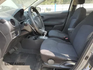 2019 Mitsubishi Mirage ES z VIN ML32A3HJ3KH005396, wystawiony jako Copart lot #59744395 z przebiegiem 88 848 mil mil oraz Szkoda całkowita • Salvage title. Historia ofert i sprzedaży dostępna na DreamBid. Obrazek 7.