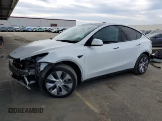 2022 Tesla Model Y Long Range with VIN 7SAYGDEE5NF435702, listed as a Copart auction lot 43754325 with 47,121 mi miles and Salvage Title. Bid and sale history available at carsss.com. Image 1.