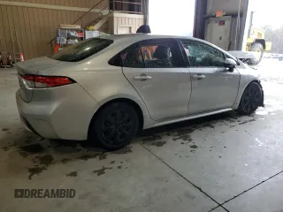 2022 Toyota Corolla LE with VIN JTDEPMAE5N3006949, listed as a Copart auction lot 84046404 with 52,734 mi miles and Salvage Title. Bid and sale history available at DreamBid. Image 3.