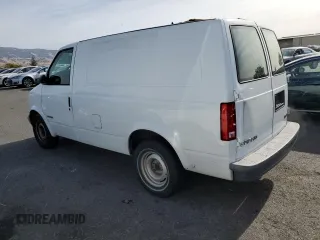 2000 GMC Safari Cargo with VIN 1GTDM19W1YB522932, listed as a Copart auction lot 78390054 with 222,754 mi miles and Salvage Title. Bid and sale history available at carsss.com. Image 2.